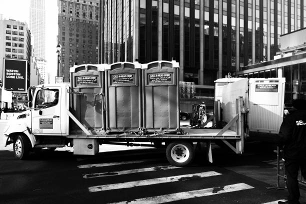 Porta potty delivery and setup in Waynesville, NC